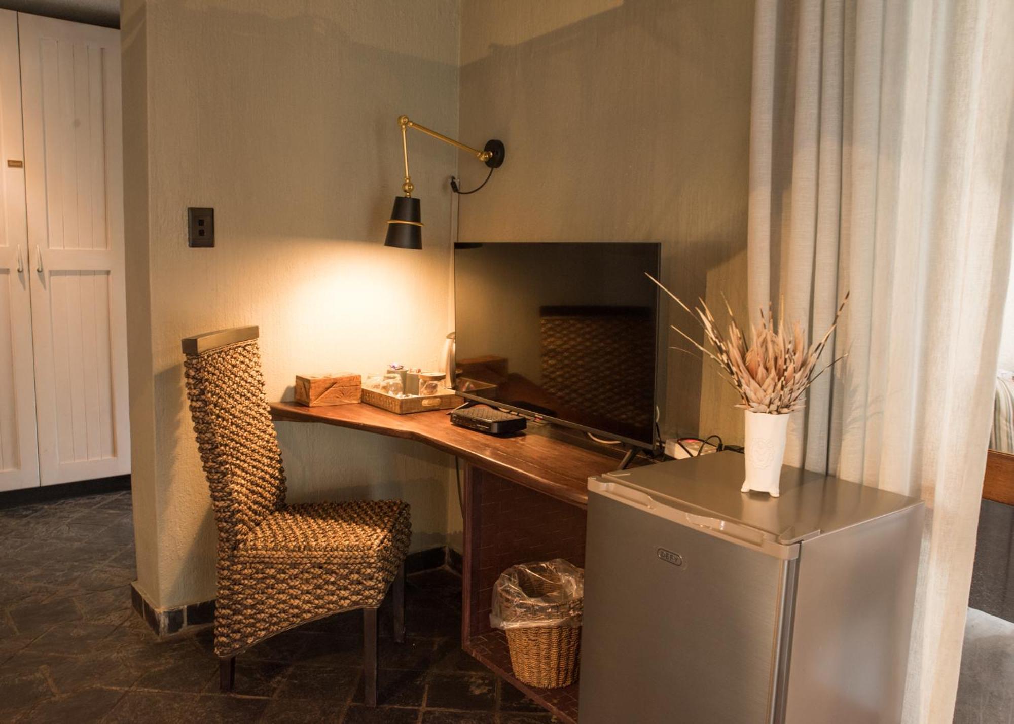 La Lechere Guest House Phalaborwa Bagian luar foto
